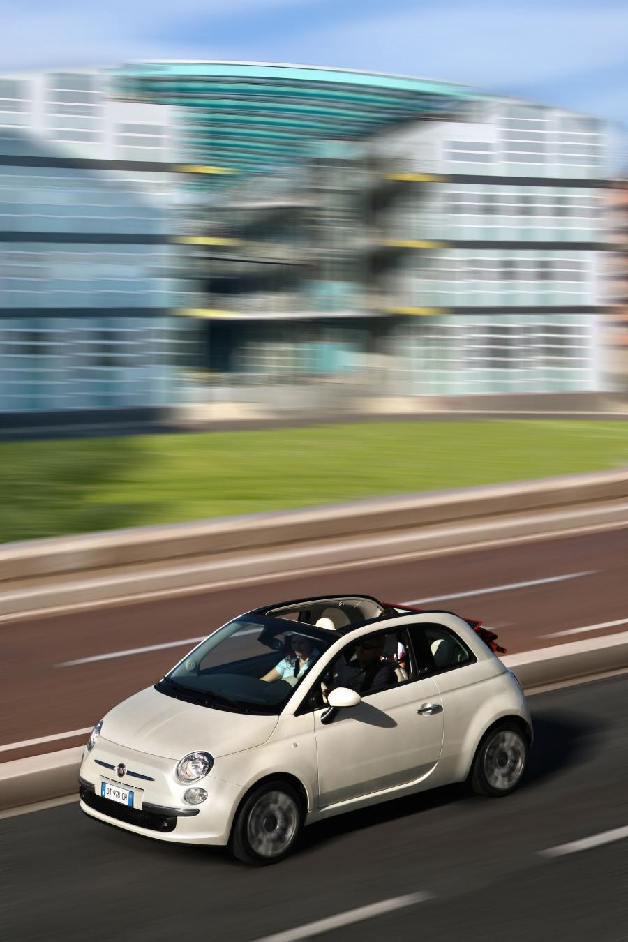 Fiat 500C 2009 года  (фото 49 из 140)